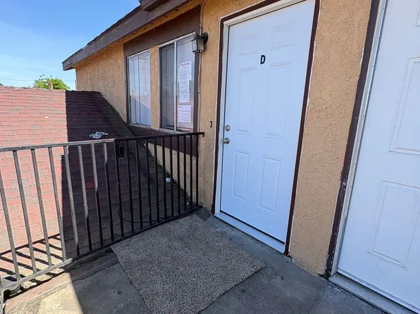4287, 1017 W Goshen Ave APT D, Visalia, CA 93291