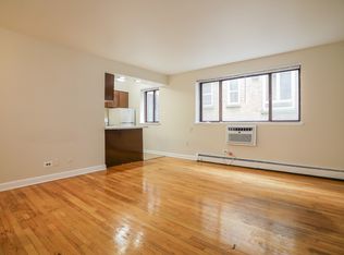 5917 N Kenmore Ave APT 326, Chicago, IL 60660