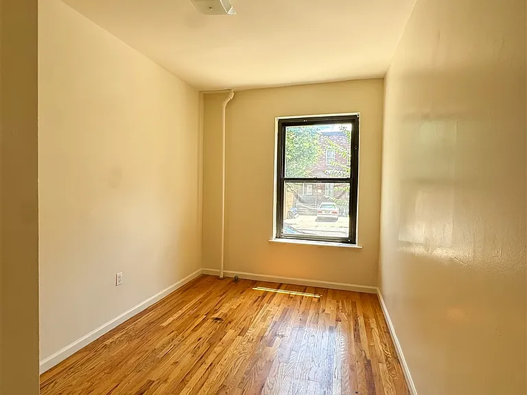 30-30 30th St #2A — Photo 10