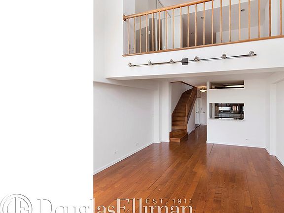 3rd image of 22-26 W 15th St APT 16H