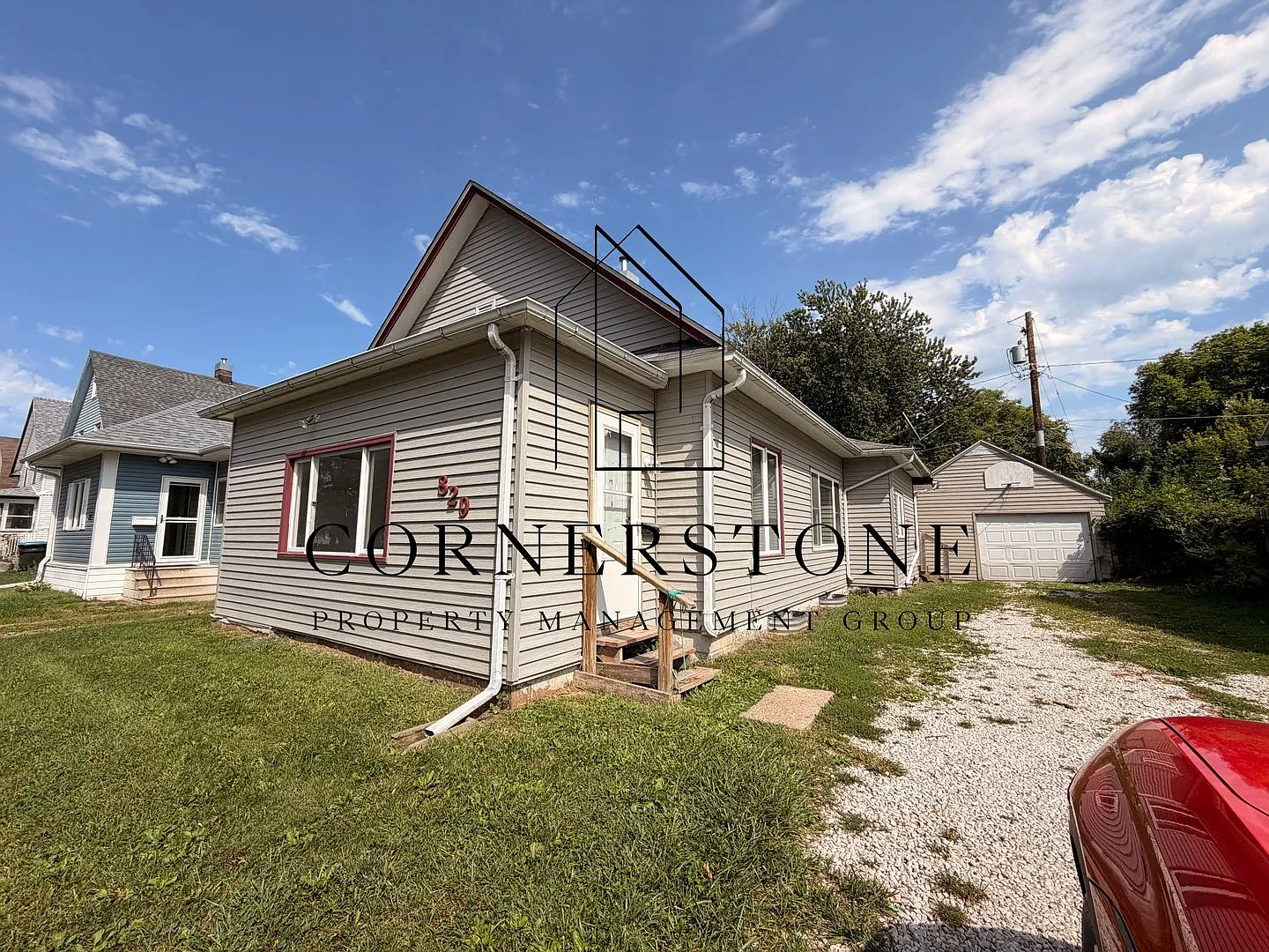 4 bedroom with updates! $1,350 — Photo 1