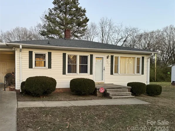 527 Washington Ln, Albemarle, NC 28001