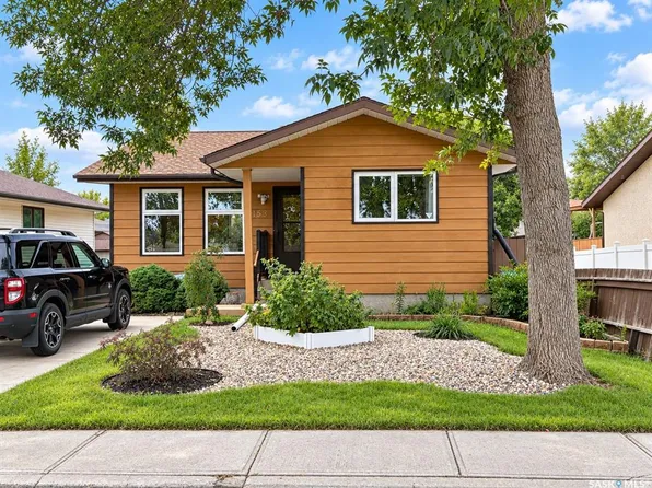 158 PETERSMEYER STREET, Regina, SK S4R 8J3