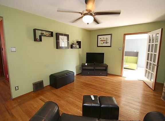 4th image of 9415 Atwood Dr