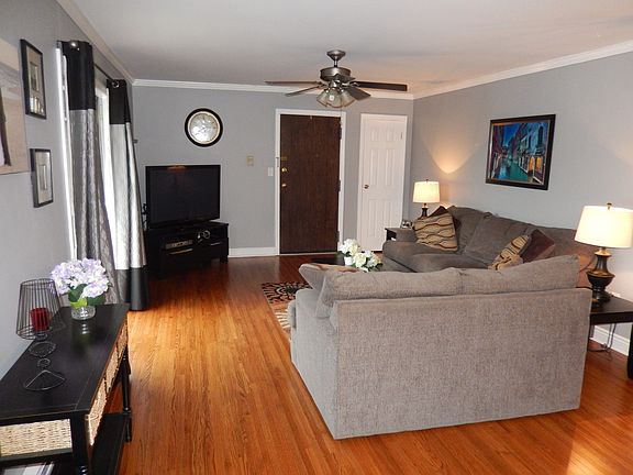 3rd image of 421 Bloomfield Ave #D4-204
