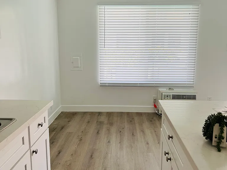 10341 Zelzah Ave #2 — Photo 16