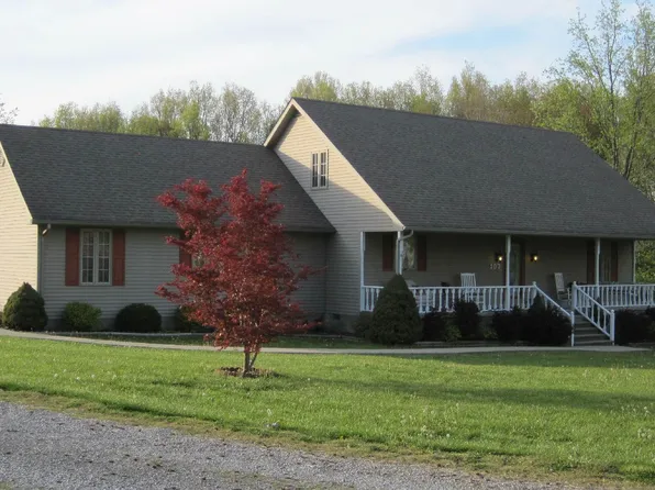 107 Saint Marys Dr, Harrisburg, IL 62946
