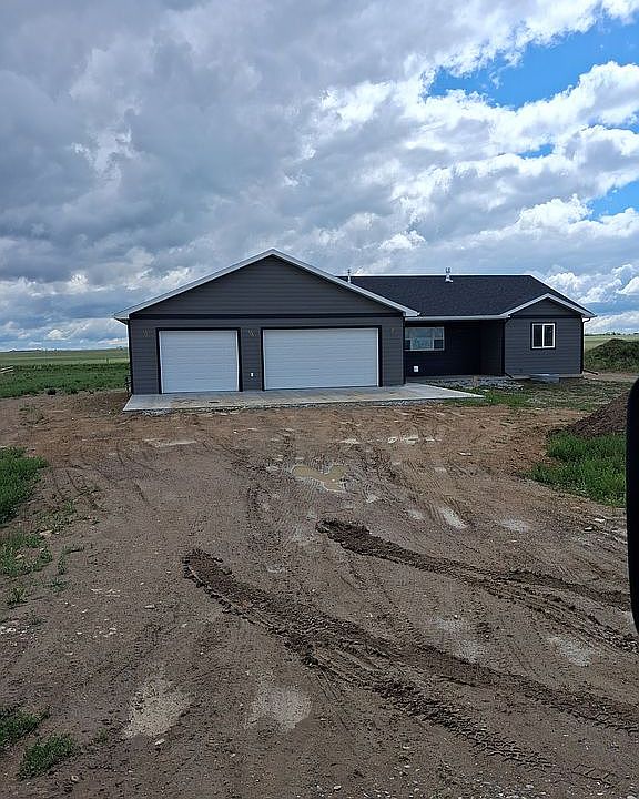 1st image of 105 Leo Ln