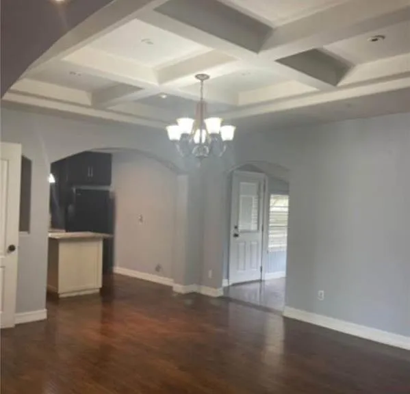 1516 S 14th Ave — Photo 2