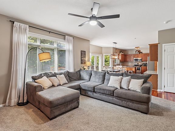 3rd image of 6216 Orchard Dr