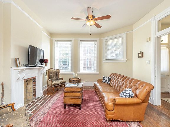 4th image of 406 N Adams St