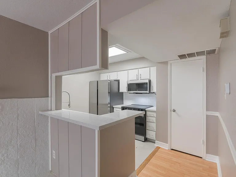 4635 Wild Indigo St #505 — Photo 9