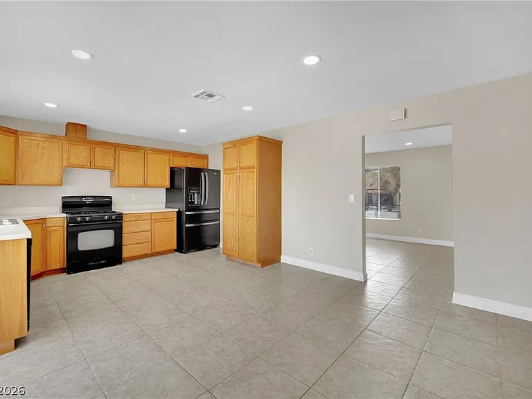 7156 Enterprise Dr — Photo 9