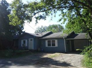 1018 E Main St, Paris, AR 72855