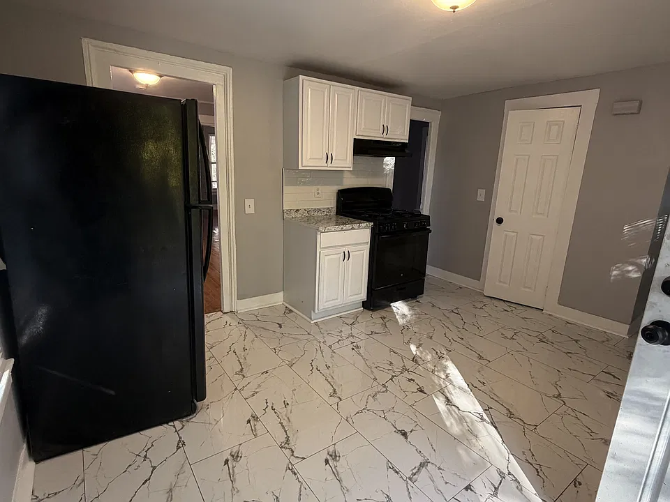 159 Butler St #1
