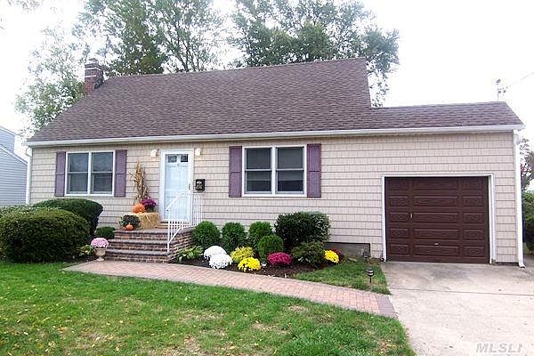 1st image of 258 N Albany Ave
