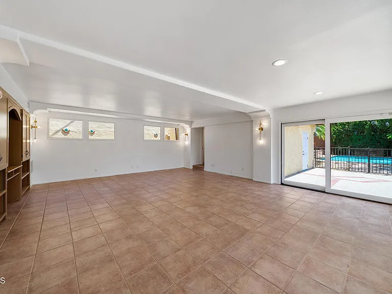 1412 Norton Ave — Photo 19