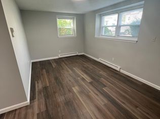 691 Weeden St APT 4, Pawtucket, RI 02860