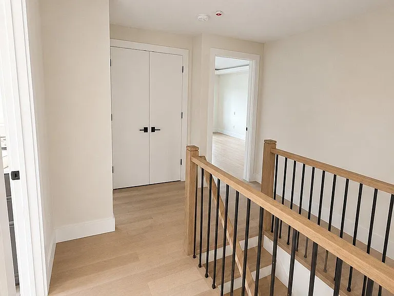 124 Nelson Ave — Photo 13