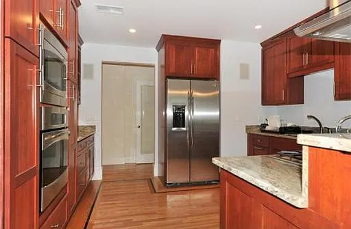 308 Cabot St — Photo 7