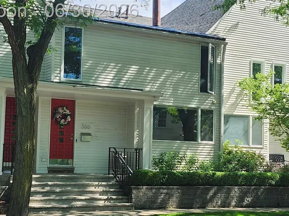 366 W Brown St, Birmingham, MI 48009