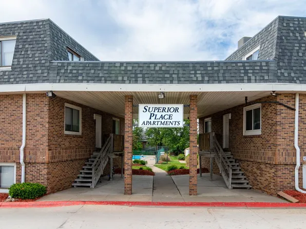 Superior Place Apartments