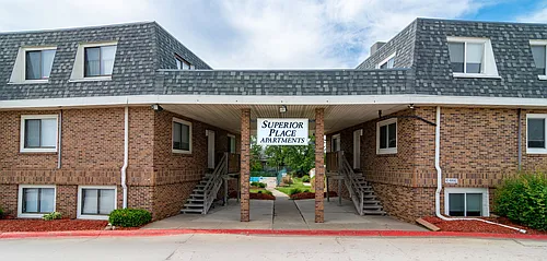 Superior Place Apartments Photo 1