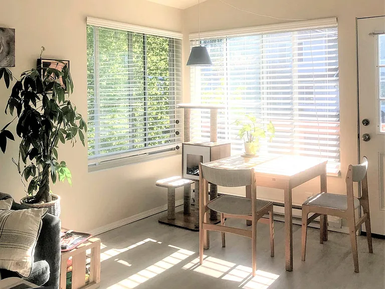 6515 35th Ave NE #101 — Photo 3