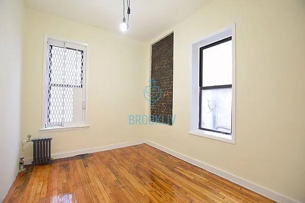 Rented by null | media 6