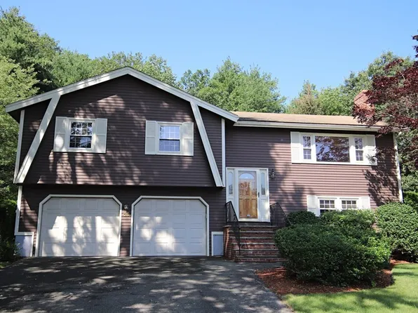 26 Juniper Dr, Saugus, MA 01906