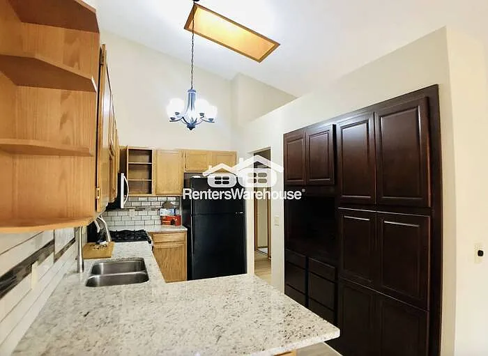 11221 Xavier Cir — Photo 3