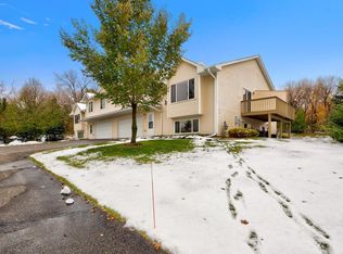 1433 S Trail Cir #25, Faribault, MN 55021