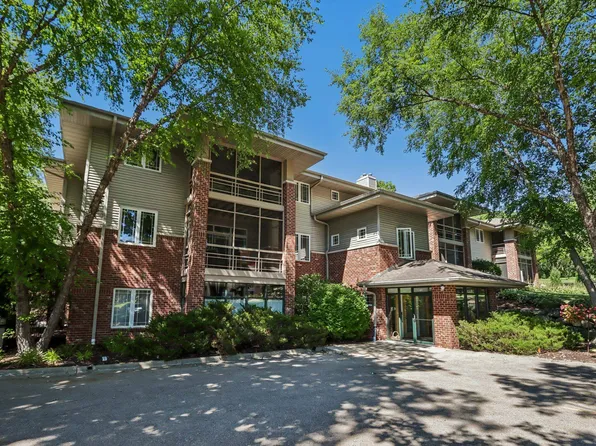 2820 Mickelson Pkwy Unit 302, Fitchburg, WI 53711