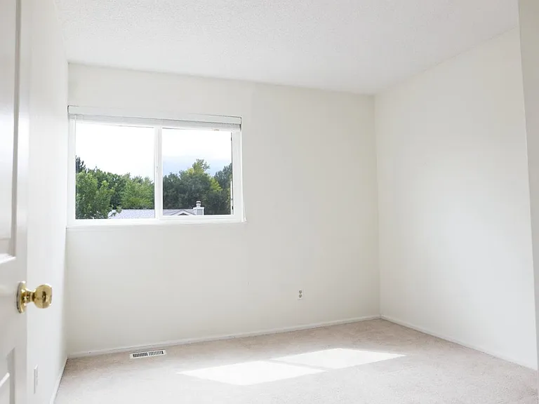 6086 S Kingston Cir — Photo 13