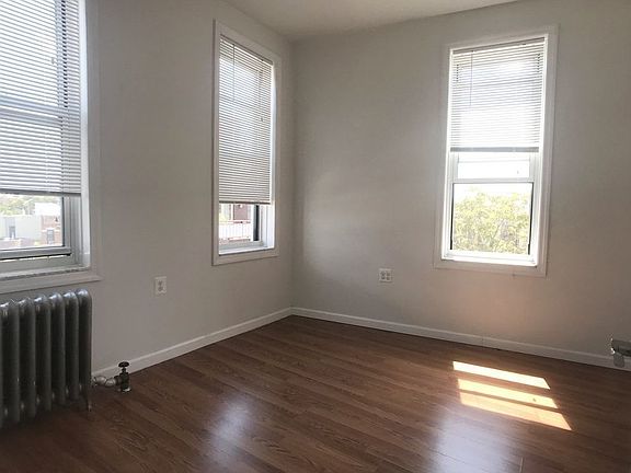 4th image of 28-36 35th St #2M