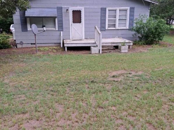 829 Shaws Pond Road, Four Oaks, NC 27524
