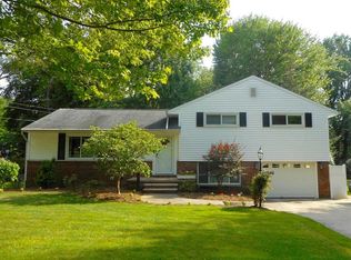 3064 W Edgerton Rd, Stow, OH 44224