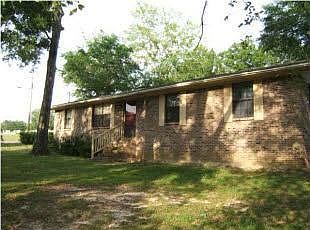 2nd image of 4202 Oak St