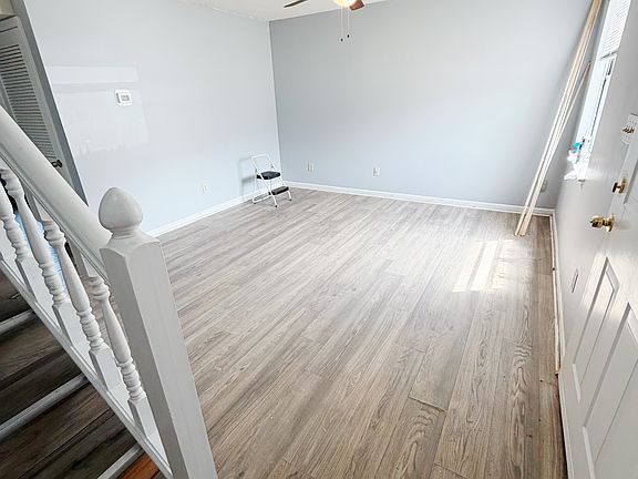 5th image of 2133 Cheshire Dr