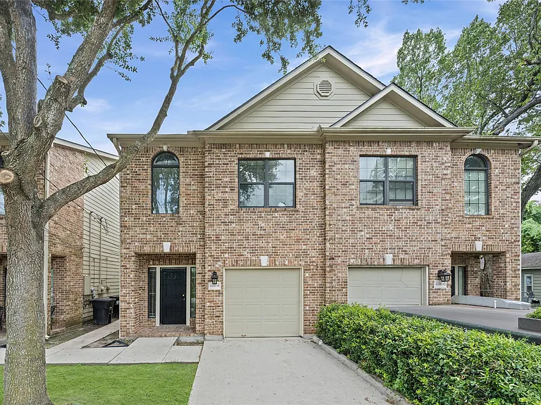 4536 Mallow St #B — Photo 1
