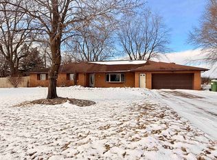 N4299 County Rd E, Freedom, WI 54130