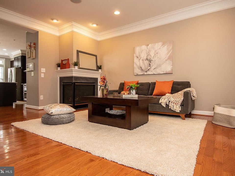 8195 Skelton Cir, Falls Church, VA 22042 Zillow