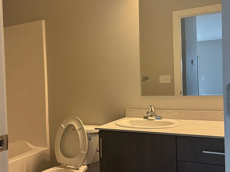 4940 W Minota St — Photo 8