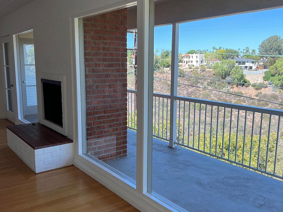1st image of 4868 Hart Dr