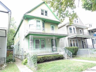 26 Pleasant Pl, Buffalo, NY, 14208