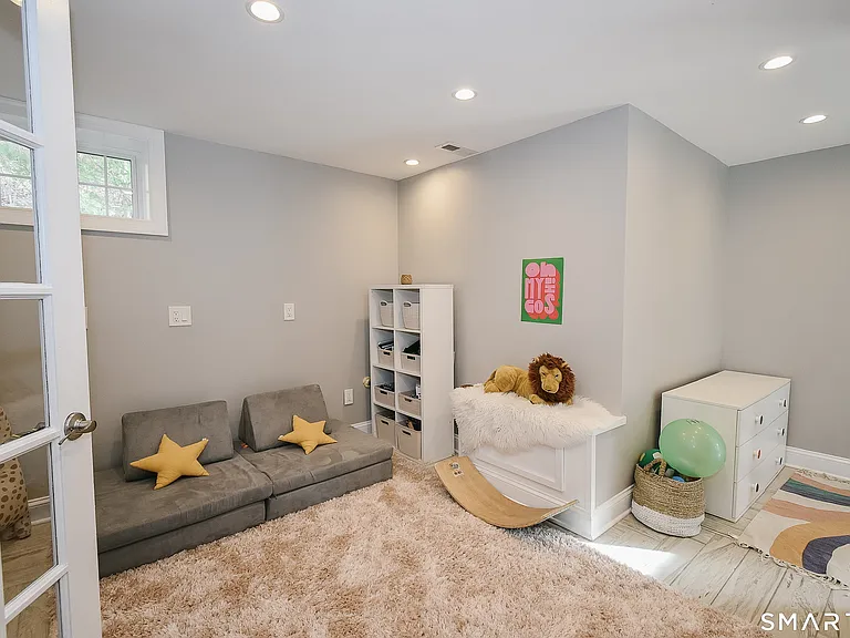 50 1/2 Mountain Spring Rd — Photo 15