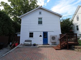 11 Mowry Ave, North Smithfield, RI 02896