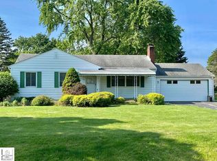 4292 Risedorph St, Burton, MI 48509