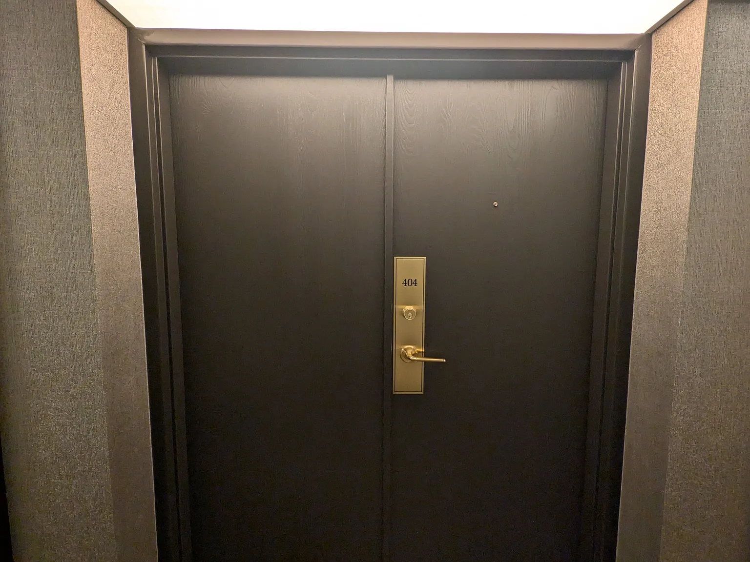 2 bed, $3,300 — Photo 4