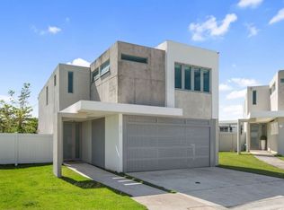 72 Calle Aurora Urb Montecielo, Guaynabo, PR 00968